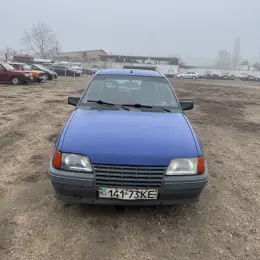 Opel Kadett 1.4 Бензин