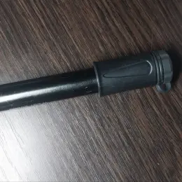 Компактний ручний насос для велосипеда