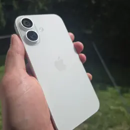 Apple iPhone 17 8/256 GB