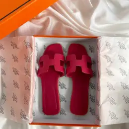 Hermes Oran фуксия женские сандалии