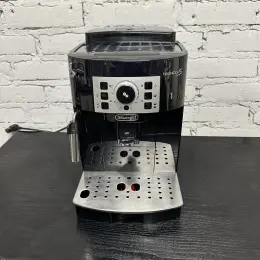 Кавомашина DeLonghi Magnifica S