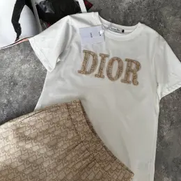 Костюм Dior жіночий білий з шортами