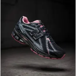 New Balance 1906R