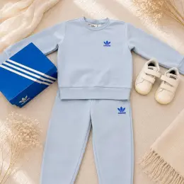 Дитячий спортивний костюм Adidas 98 розмір + кросівки 20 розміру