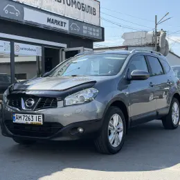 Nissan Qashqai+2 2011 Бензин 2.0 л. Ручна / Механіка Передній Сірий
