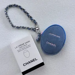Chanel La Crème Main косметичка с цепочкой