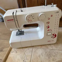 Швейна машинка Janome MX 77