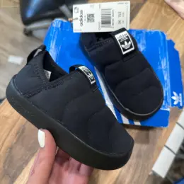 Дитячі сліпони Adidas, розмір 26.5 (15 см устілка)