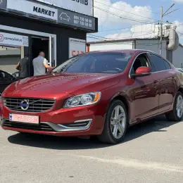 Volvo S60 2014 Бензин 2.5л Автомат Полный привод Красный