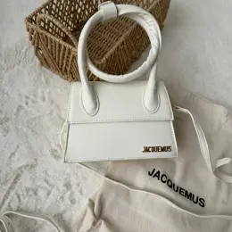 Сумочка Jacquemus малютка біла