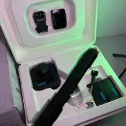 Екшн-камера GoPro Max 2 з флешкою 64 ГБ