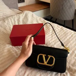 Сумка Valentino