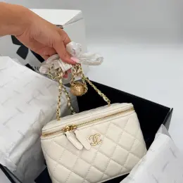 Chanel Mini Vanity Case Cream Lambskin
