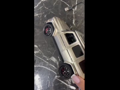 Колекційна модель Mercedes-Benz G-Class Brabus з відкривними дверима, 20 см