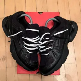 Under Armour Sola black кроссовки