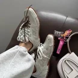 Кросівки New Balance 530 x Miu Miu Dirty White шкіряні