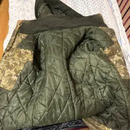 Берці 38 розмір та бушлат