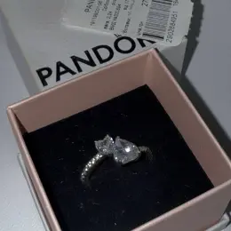 Каблучка Pandora розмір 58