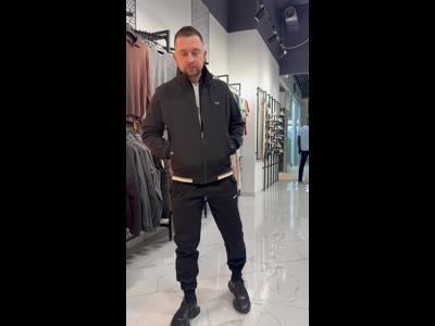 Безрукавка Boss та брендовий одяг