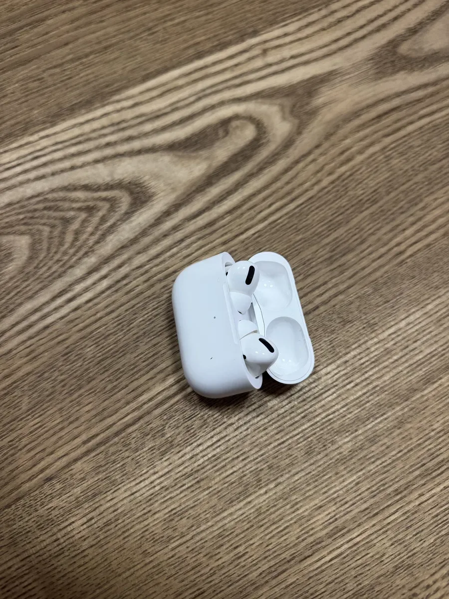 Air Pods Pro 1 used