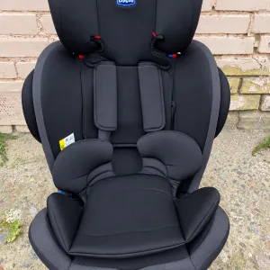 Автокрісло Chicco Unico
