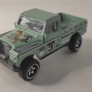 Hot Wheels Land Rover Series III Pick Up