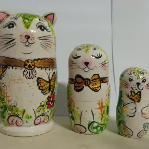 Матрёшка коты, деревянная игрушка, сувенир.