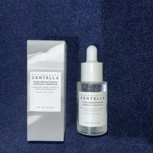 Сироватка із центелою SKIN1004 Madagascar Centella Tone Brightening  для сяйва шкіри