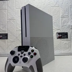 АКЦІЯ. XBOX ONE S 1000GB і 60 Ігор+ГАРАНТІЯ. від FamilyConsole.