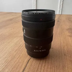 Обʼєктив Sony E 16-55mm f/2.8 G