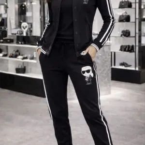 Женский прогулочный костюм Karl Lagerfeld оригинал размер М