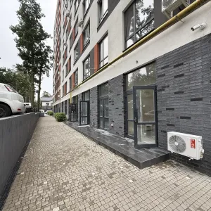 Комерційне приміщення 42 м2,в центрі Ірпеня
