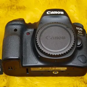 ‼️ВІДМІННИЙ СТАН -33868 кадрів‼️ Canon 6D mark II плюс картка 64ГБ -- акумулятор 3\3! --