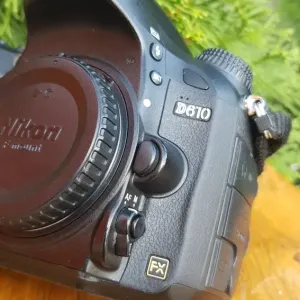 Повний кадр Nikon D610  FX . 149K пробіг.