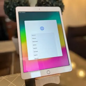 iPad 8th 128gb 10.2 2020 року Rose Gold з гарантією в чудовому стані