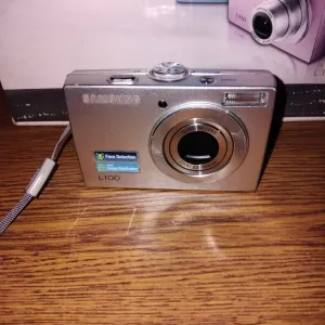 Samsung L100 Silver цифровий фотоапарат