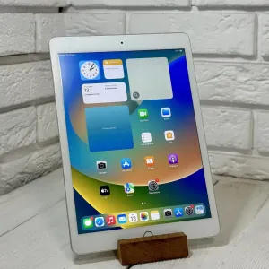 iPad 7th 128 gb 2019 10.2 Silver WIFI планшет з гарантією Без обмежень