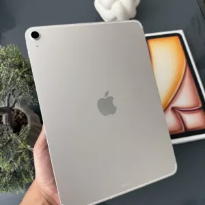 iPad Air 11 M4 (2026) 256gb Wi-Fi + Cellular Starlight Айпад АКБ 100%