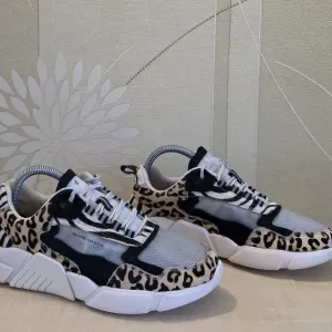 Кросівки Skechers Mark Nason Block West розмір 39-39.5