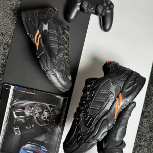 Чоловічі кросівки адідас Adidas Ivy Park Savage V4 Black Orange [41-46]