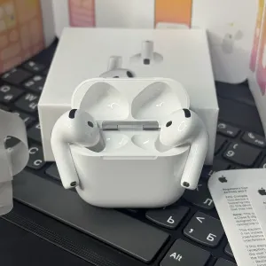 Нові навушники AirPods 4 ANC