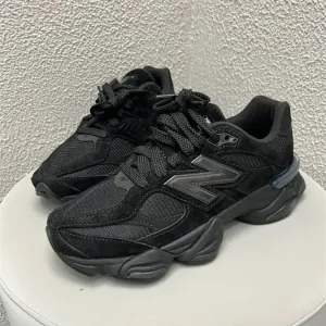 New Balance 9060 Black трендові кросівки нью беланс 9060 чорні