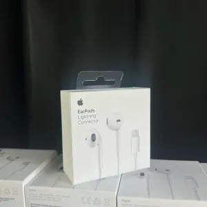 Apple EarPods Lightning (Original) A1748 — Нові, запечатані