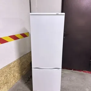 Продам холодильник Atlant хм1107 Доставлю
