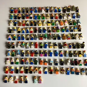 Lego Minifigures Мініфігурки лего