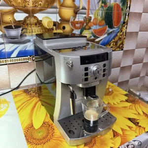 Кавомашина DeLonghi Magnifica S / Кавоварка Делонгі Магніфіка С