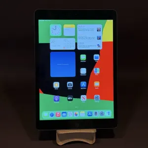 iPad 9 gen  64 gb 2021 рік 10.2 Space Gray з гарантією для малювання. навчання, дитині ідеальний варіант