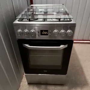 Газова/газовая плита Beko FSM62331DXT, нержавійка