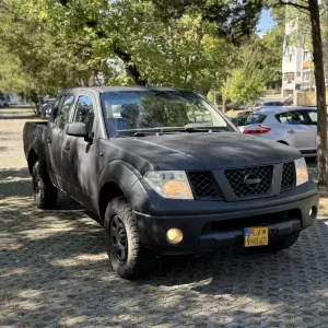 Продам nissan navara левый руль 2,5 diesel в Харькове