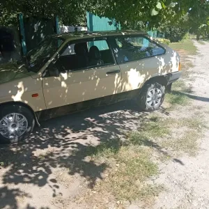 Продам ваз 2108 бензин 1988г